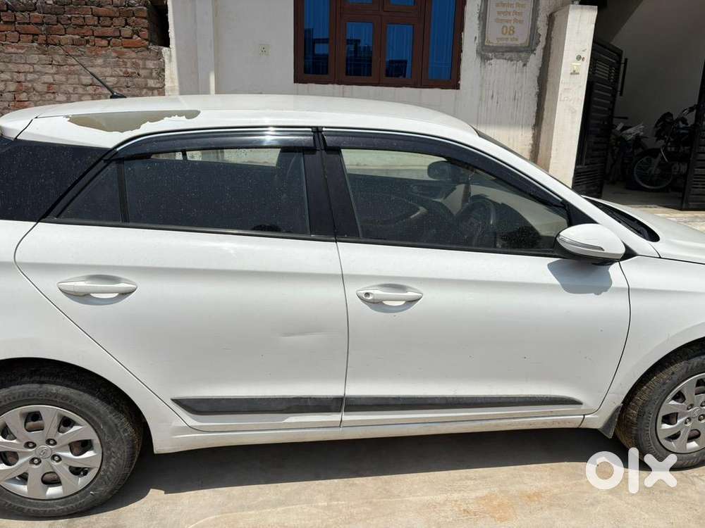 Hyundai Petrol 2017 Car
