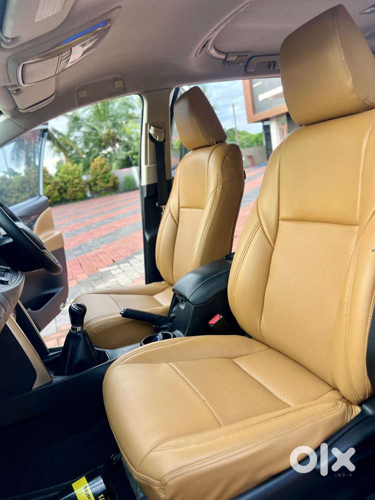 Toyota Innova Crysta 2.4 V, 2016, Diesel