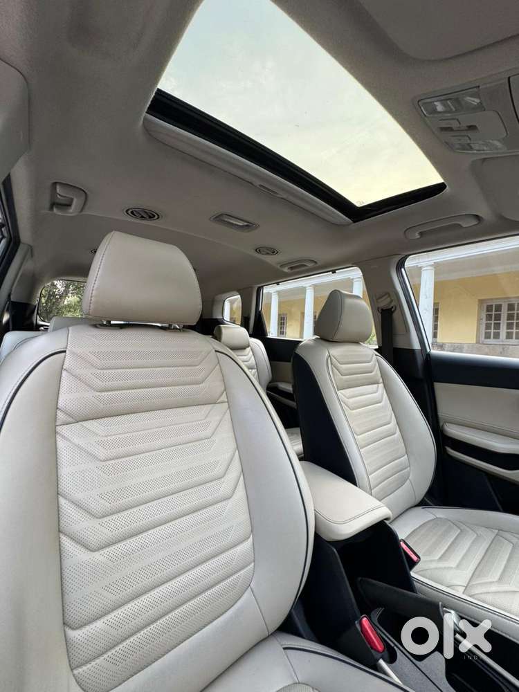 Kia Carens 1.5 Luxury Plus Turbo 7 Str, 2022, Petrol
