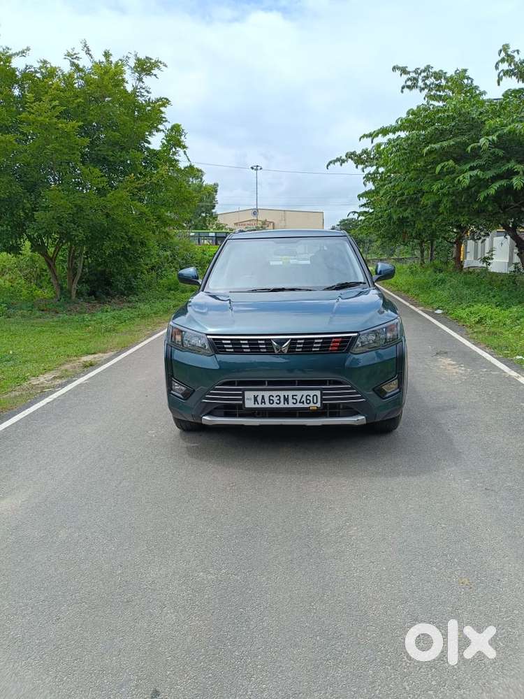 Mahindra Xuv300, 2023, Petrol