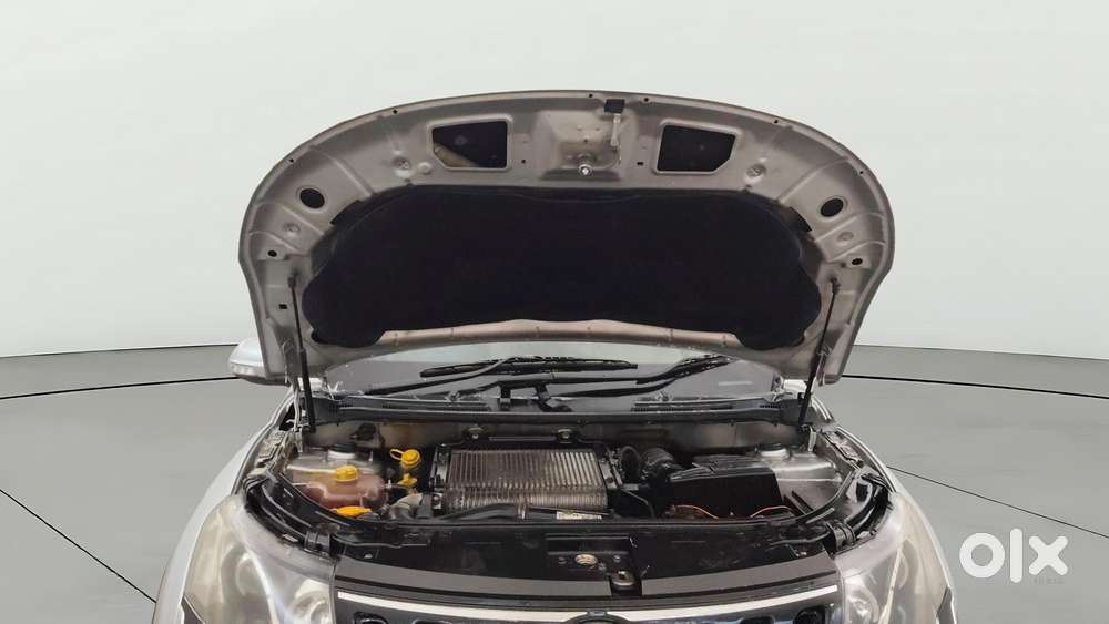 Mahindra Xuv500 2.2 W10, 2016, Diesel