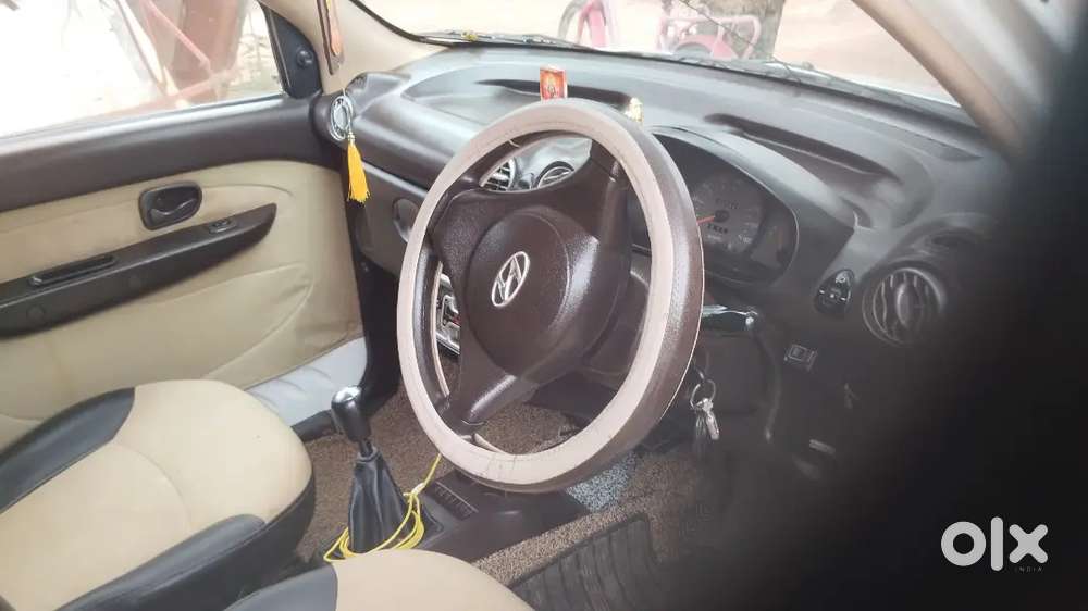 न्यू टायर न्यू बीमा सीएनजी चालू एसी चालू म्यूजिक चालू न्यू बैट्री