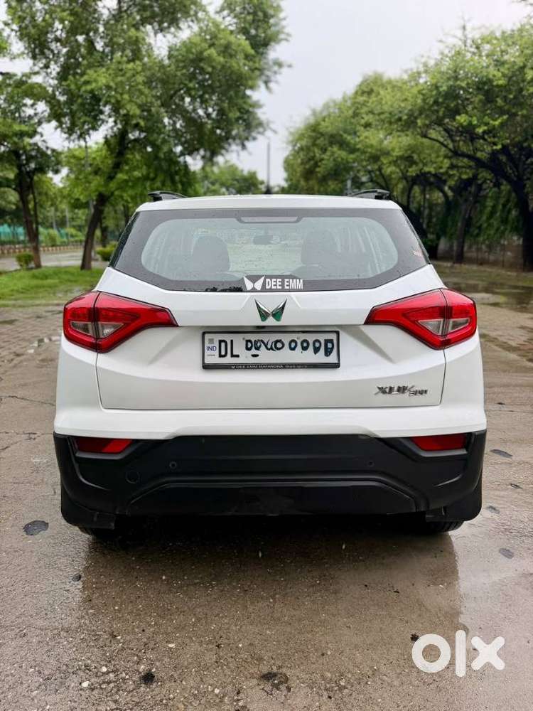 Mahindra Xuv300 W6, 2024, Petrol