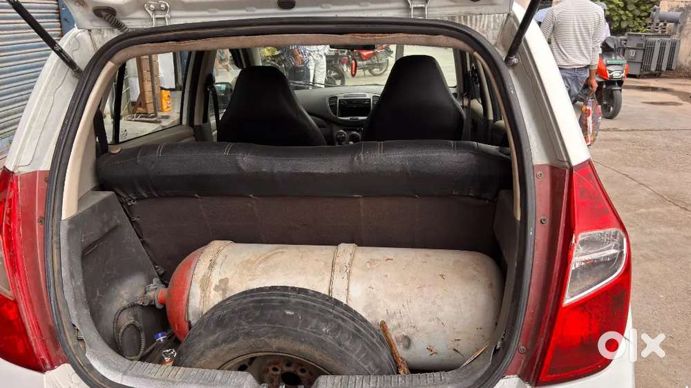 Hyundai I10 2013 Petrol Cng Hybrid 120000 Km Driven