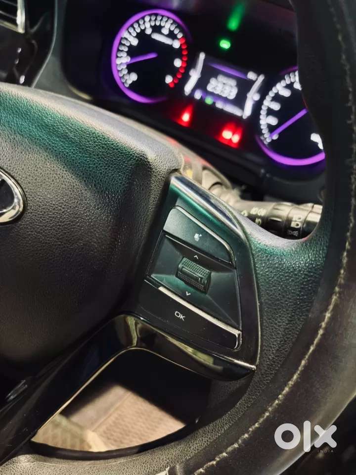 Mahindra Marazzo M6 8str, 2019, Diesel