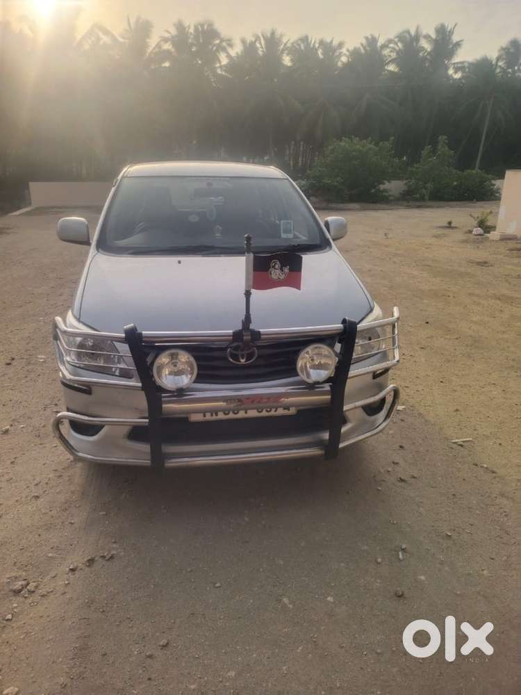 Toyota Innova Diesel 2012