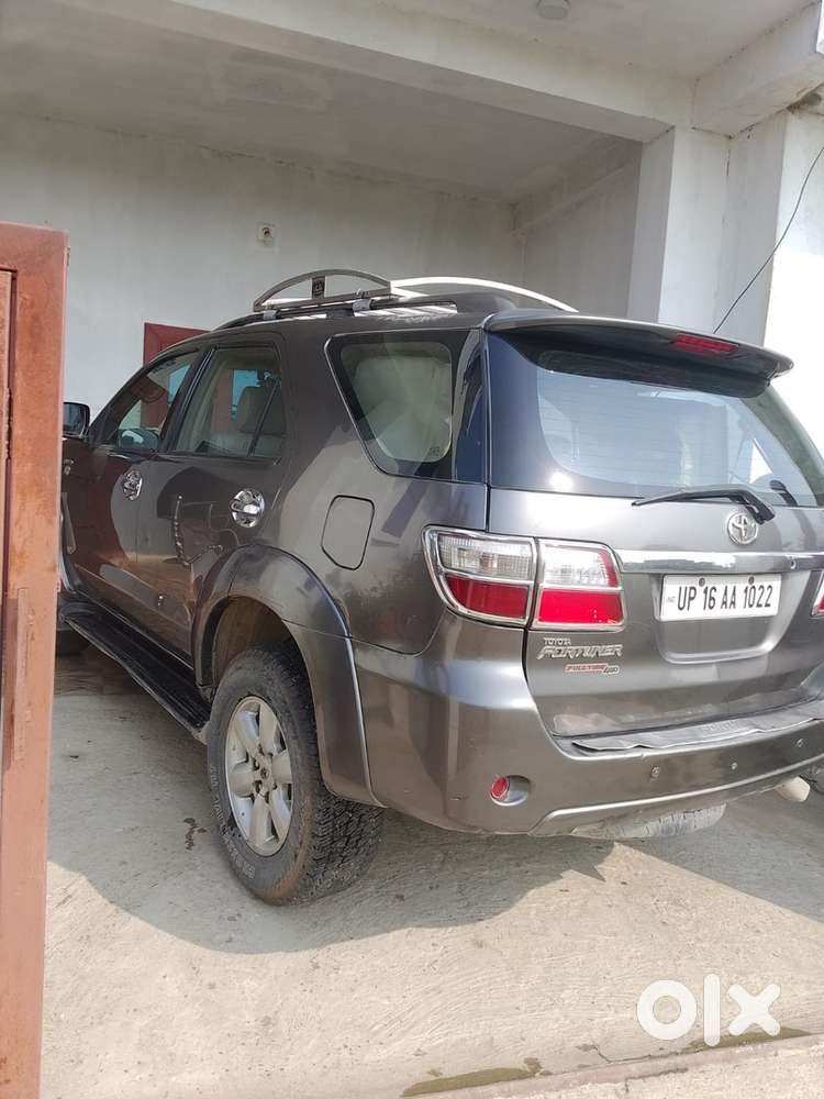 Toyota Fortuner Diesel 2010 Year