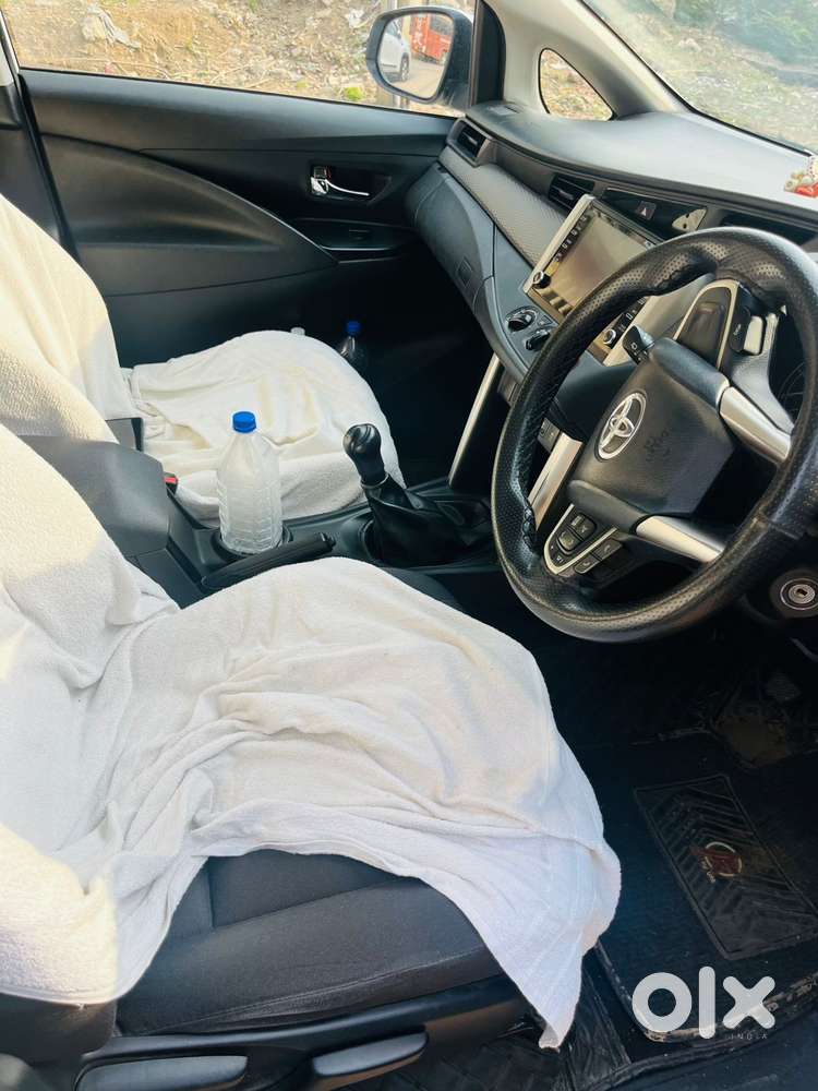 Toyota Innova Crysta 2.4 G Mt 7 Str, 2023, Diesel