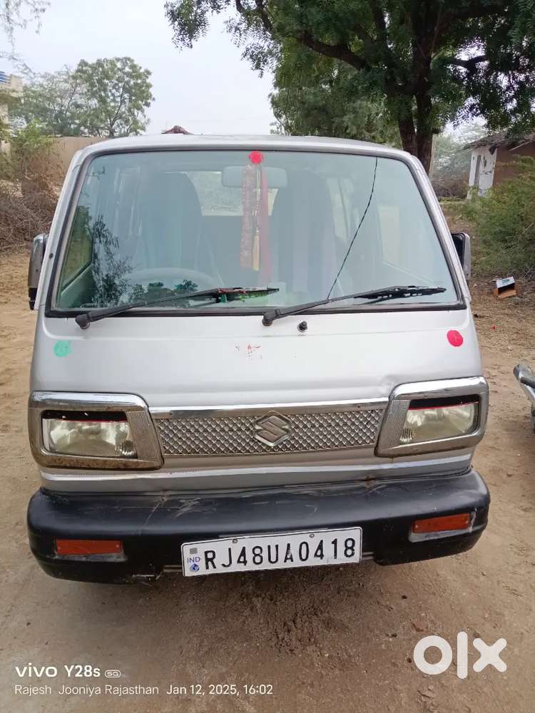 मारुति वैन बिकाऊ हे अच्छी कंडीशन हे कोई भी खर्चा नहीं हे