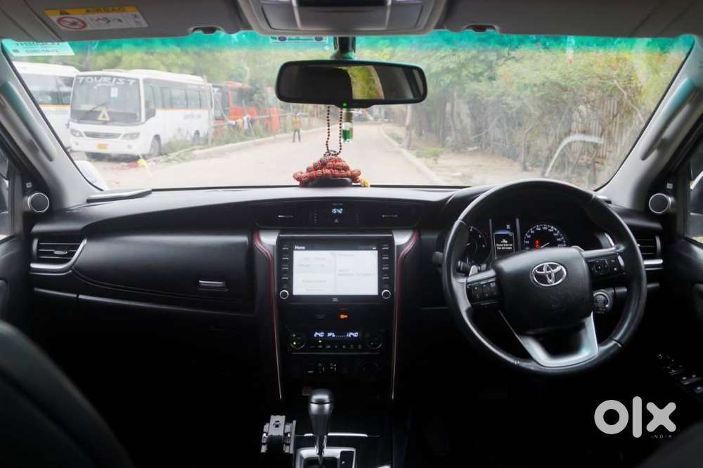 Toyota Fortuner Legender 4x4 At 2.8, 2022, Diesel