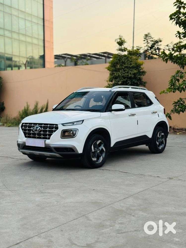 Hyundai Venue 1.0 Sx (o) Turbo Dct, 2020, Petrol