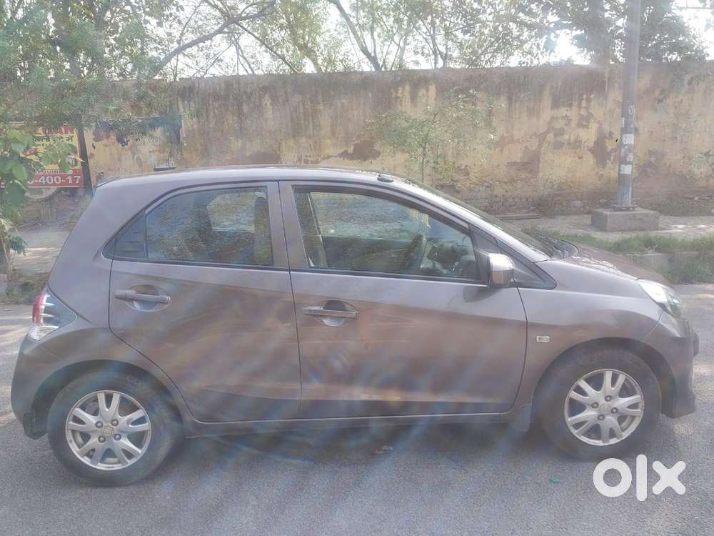 Honda Brio 2011-2013 V Mt, 2013, Petrol