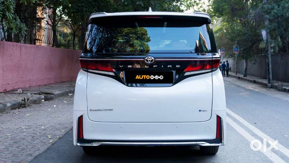 Toyota Vellfire Vip – Executive Lounge, 2024, Electric
