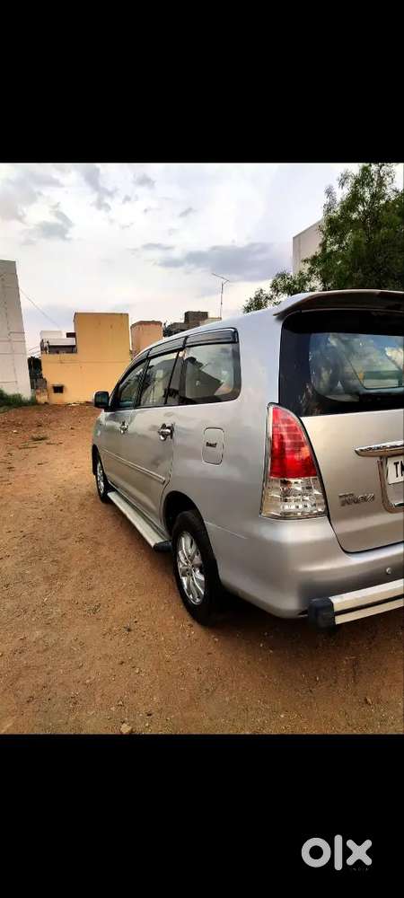 Toyota Innova 2.5 V 2009