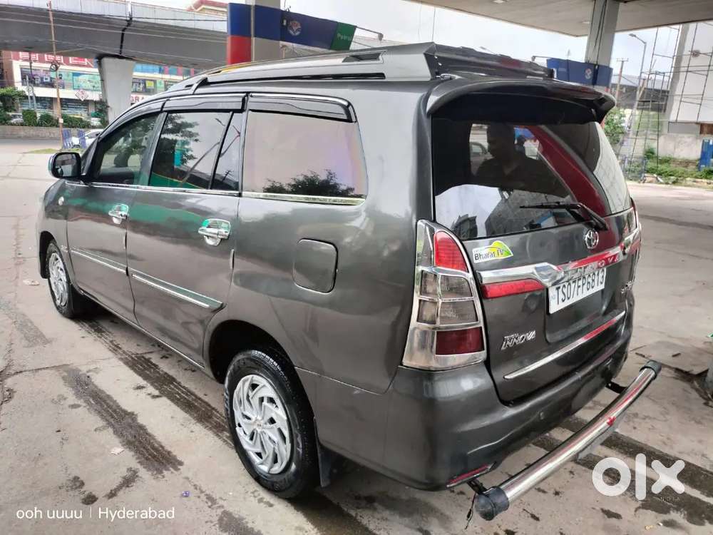 Toyota Innova 2011 Diesel 2nd Owner