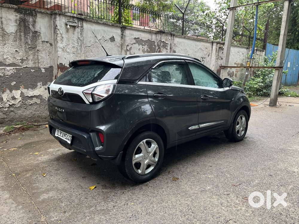 Tata Nexon 1.2 Revotron Xma Amt (s), 2021, Petrol
