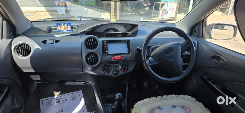 Toyota Etios Liva 2012 Cng