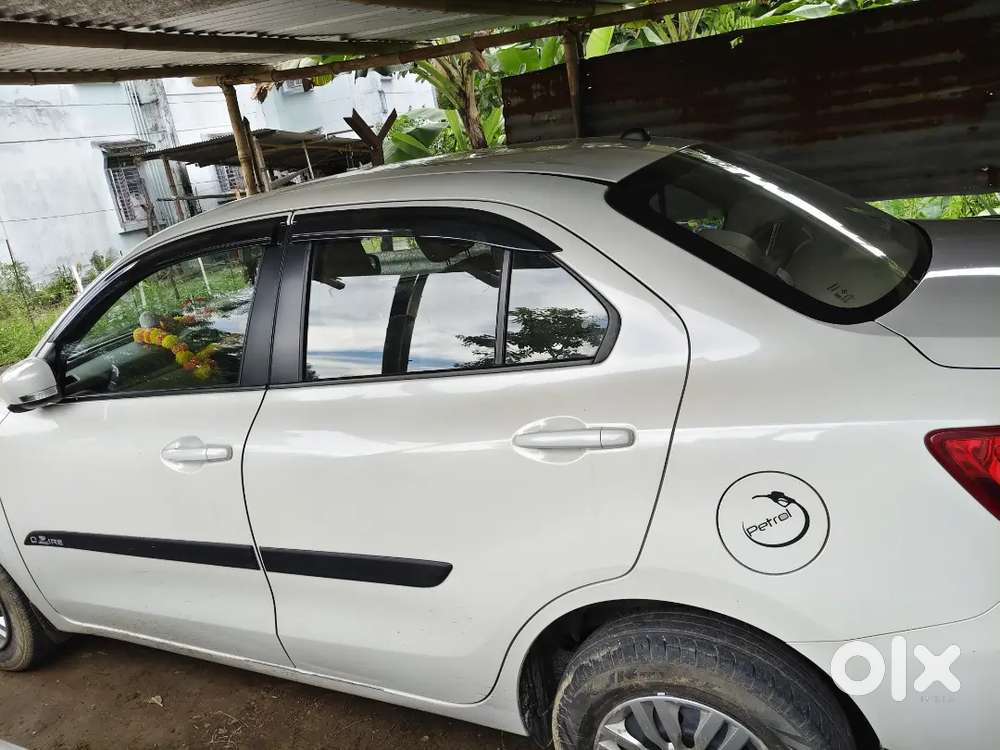 Very Good Condition Dzire White