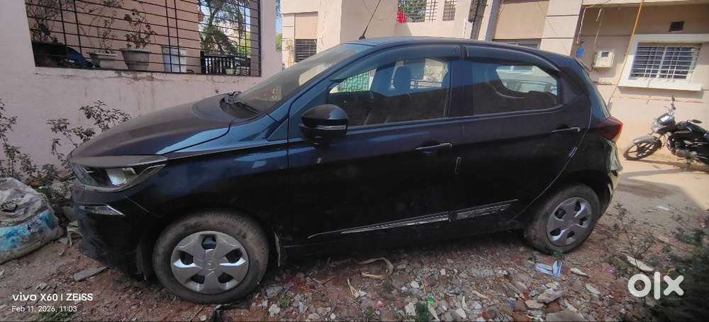 Tata Tiago Xt Optional Cng