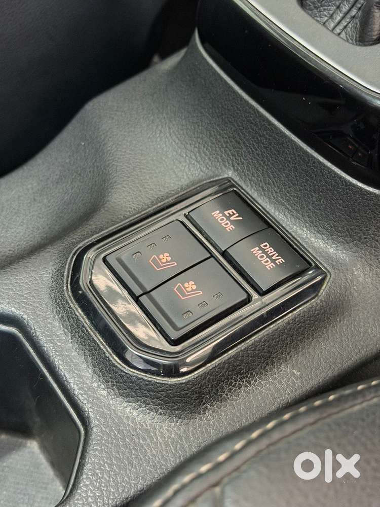 Maruti Suzuki Grand Vitara 1.5 Zeta Plus Dual Tone Intelligent Hybri..