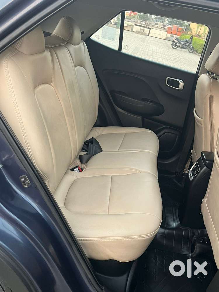 Hyundai Venue 1.2 S (o), 2021, Petrol