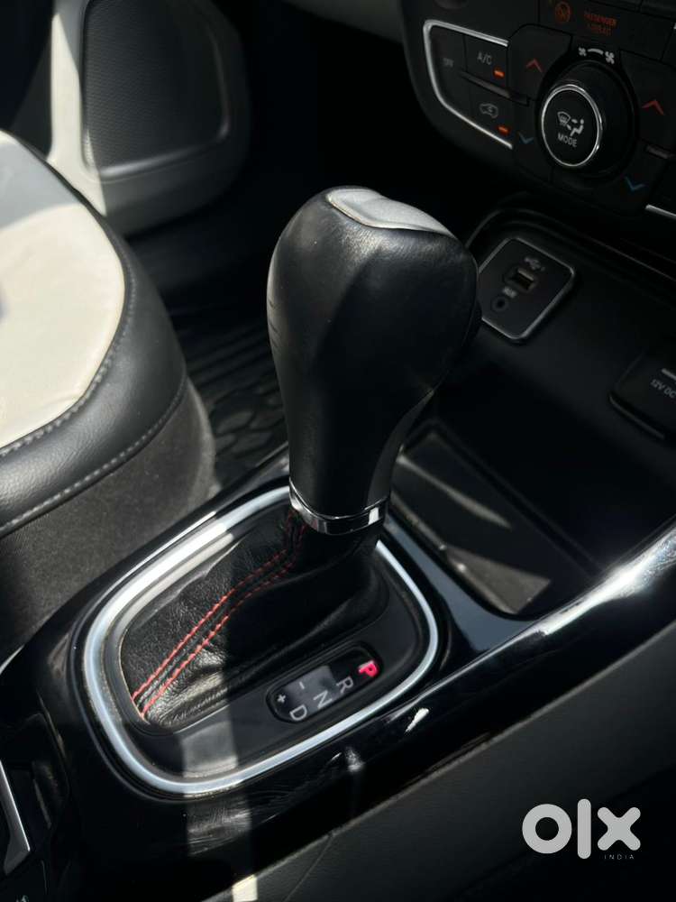 Jeep Compass 2.0 Limited Plus, 2019, Petrol