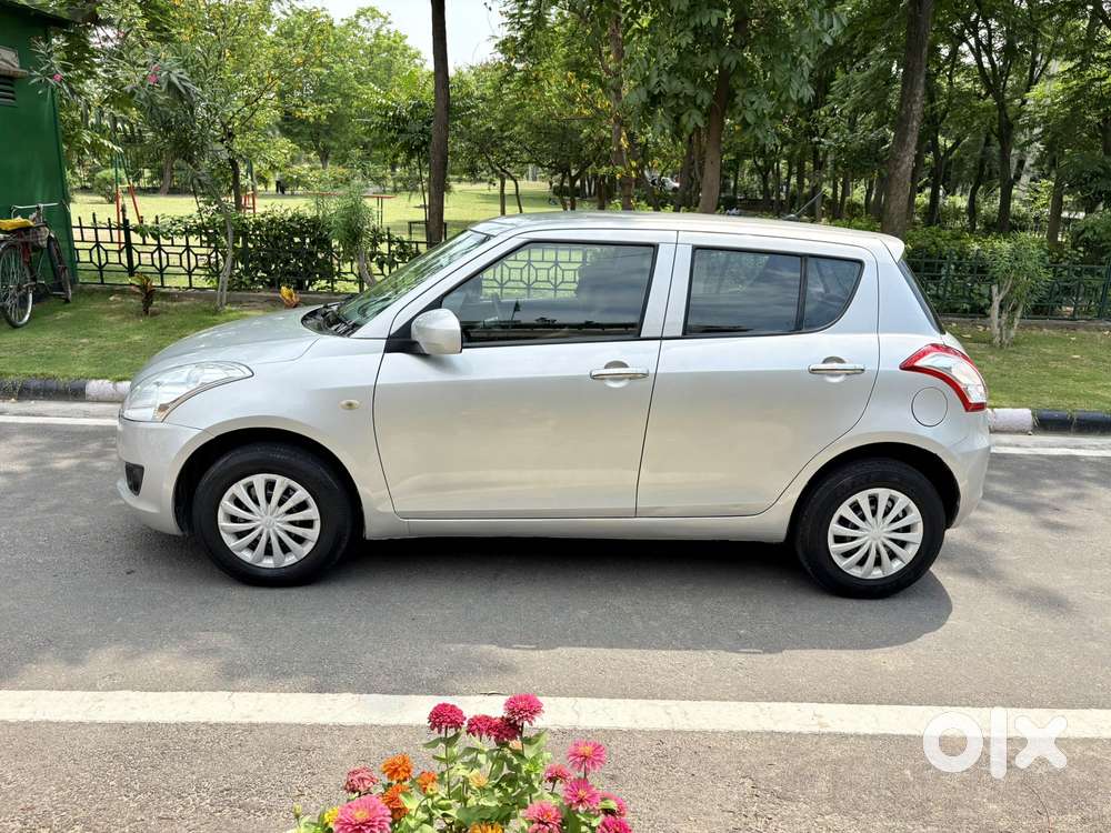 Maruti Suzuki Swift Lxi Option, 2012, Petrol