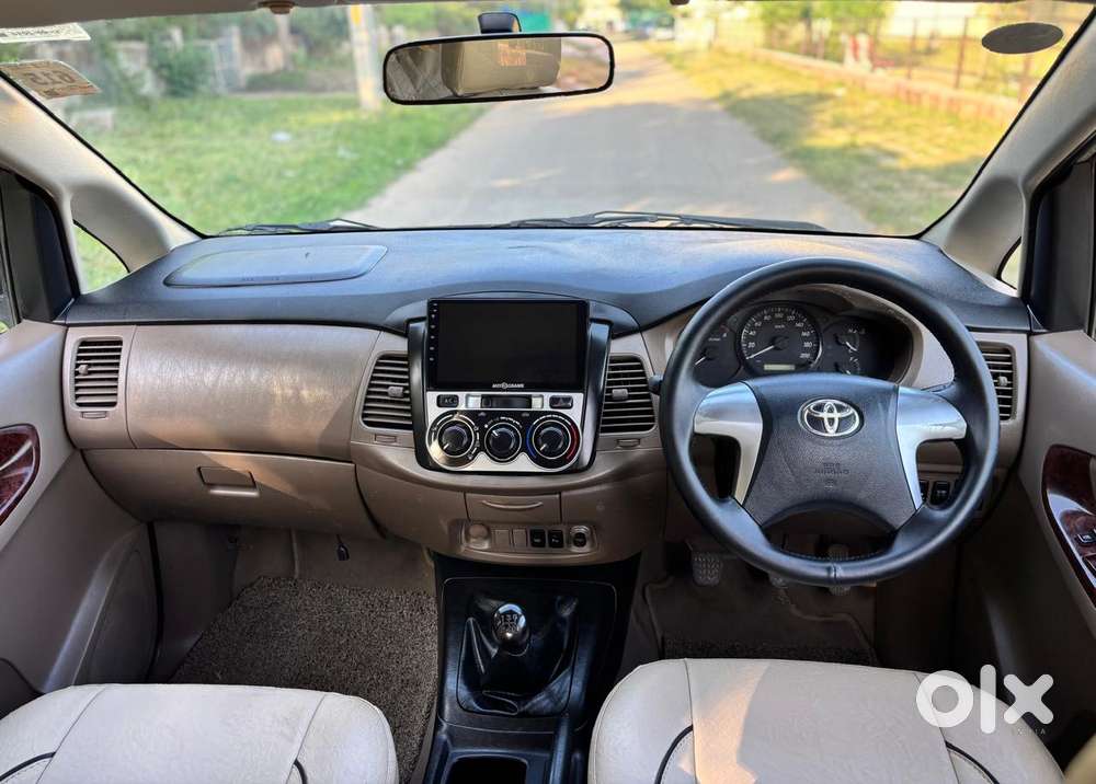 Toyota Innova 2.5 G (diesel) 7 Seater, 2016, Diesel