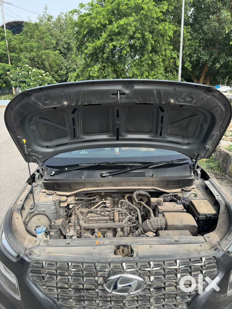 Hyundai Venue 2022 (in Warranty)