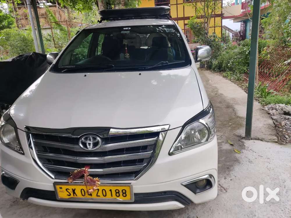 Toyota Innova 2016