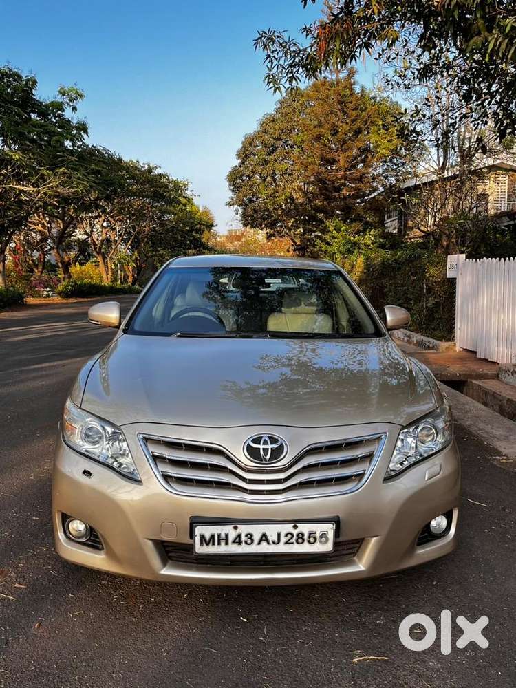 Toyota Camry 2011 Petrol Well Maintained