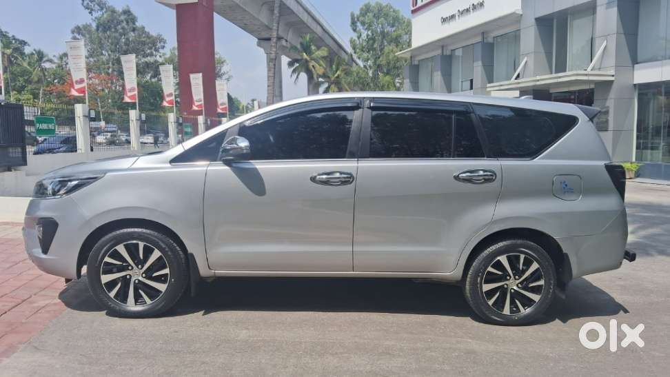 Toyota Innova Crysta [2020-ongoing] 2.7 Zx At 7 Str, 2022, Petrol