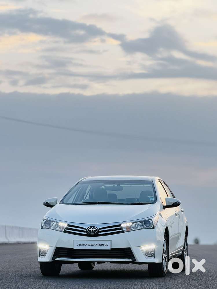 Toyota Corolla Altis Vl Mt, 2014, Petrol