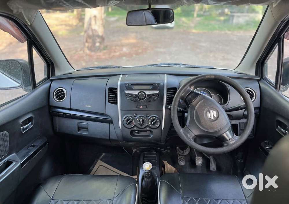 Maruti Suzuki Stingray Vxi, 2014, Petrol