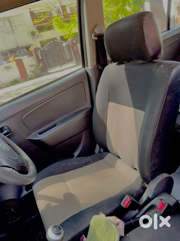 Maruti Suzuki Wagon R Flex Fuel 2012 Petrol Well Maintained