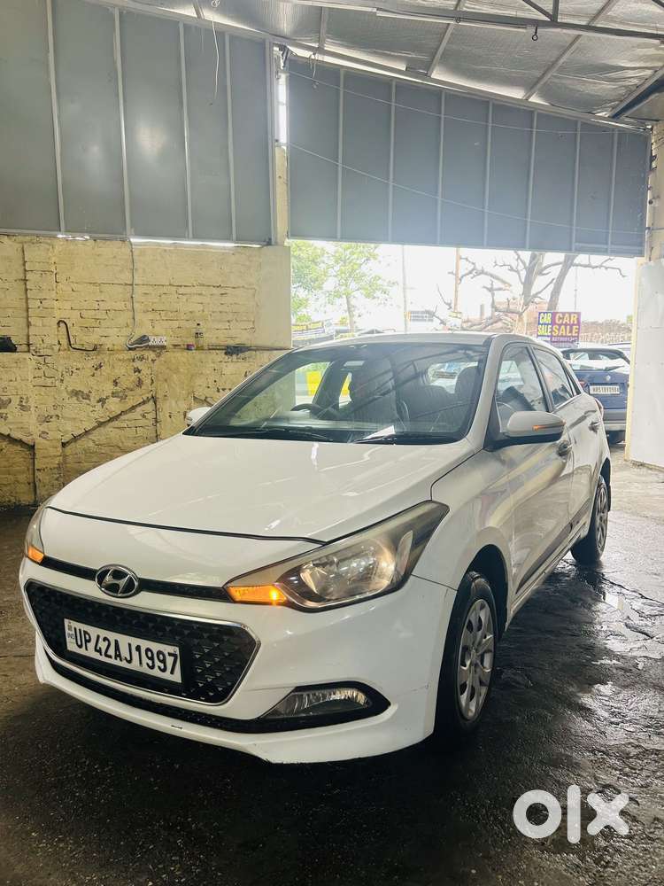 Hyundai I20 Sportz Plus, 2016, Petrol