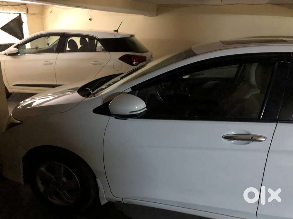 Honda City - White Colour - Cng On Rc