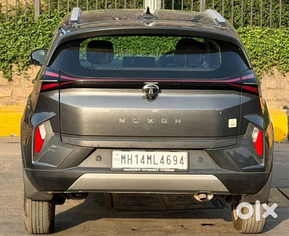 Tata Nexon, 2025, Petrol