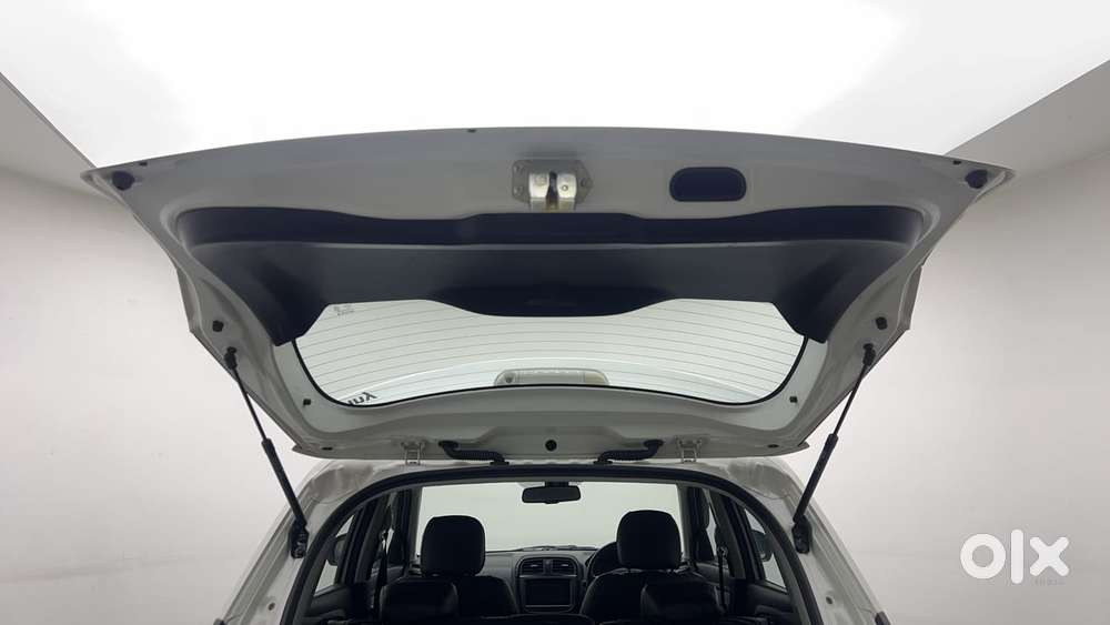 Maruti Suzuki Vitara Brezza 1.5 Zxi Plus At, 2020, Petrol