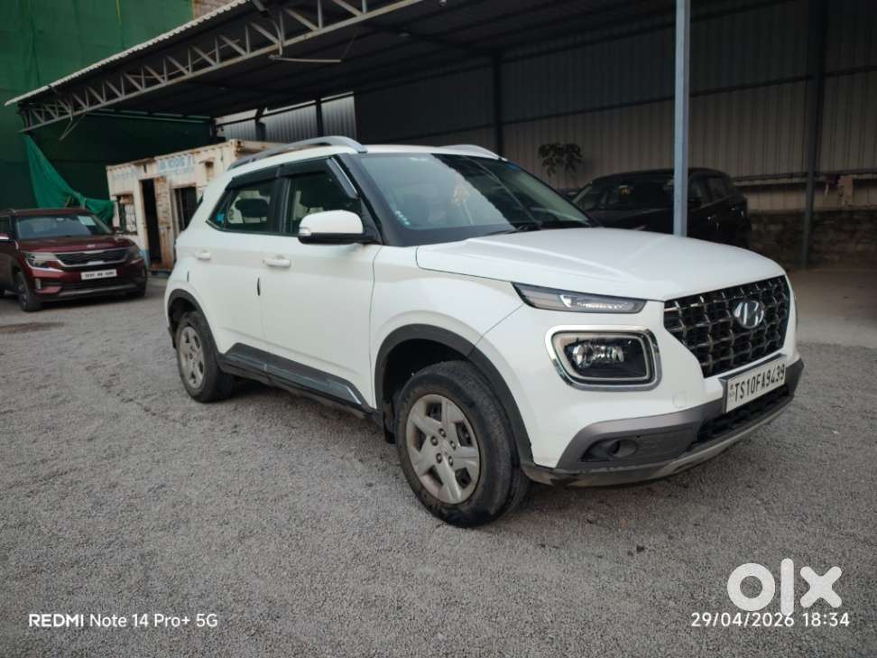 Hyundai Venue 1.2 S Plus, 2021, Petrol