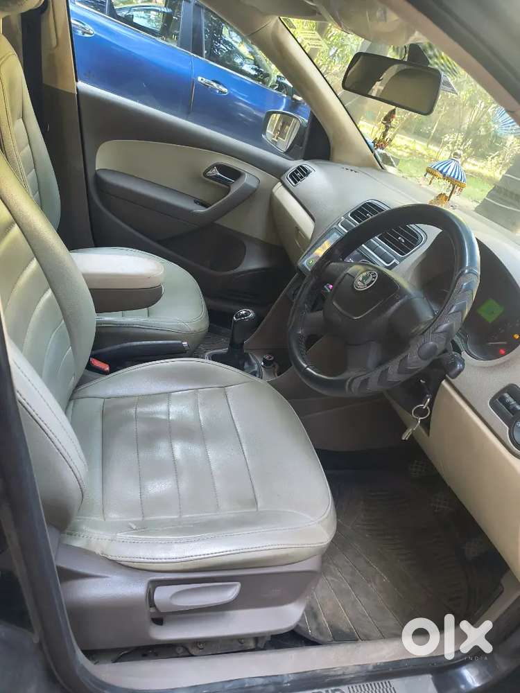 Skoda Rapid 2013 Petrol 60000 Km Driven