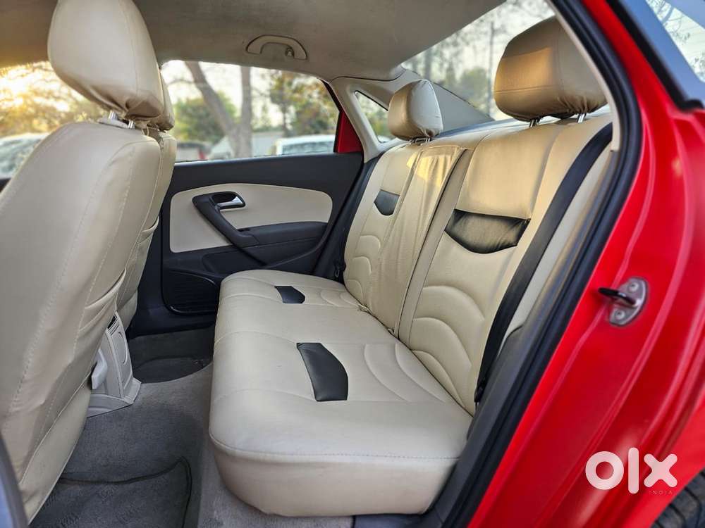 Volkswagen Vento 1.5 Highline Plus At 16 Alloy, 2012, Petrol