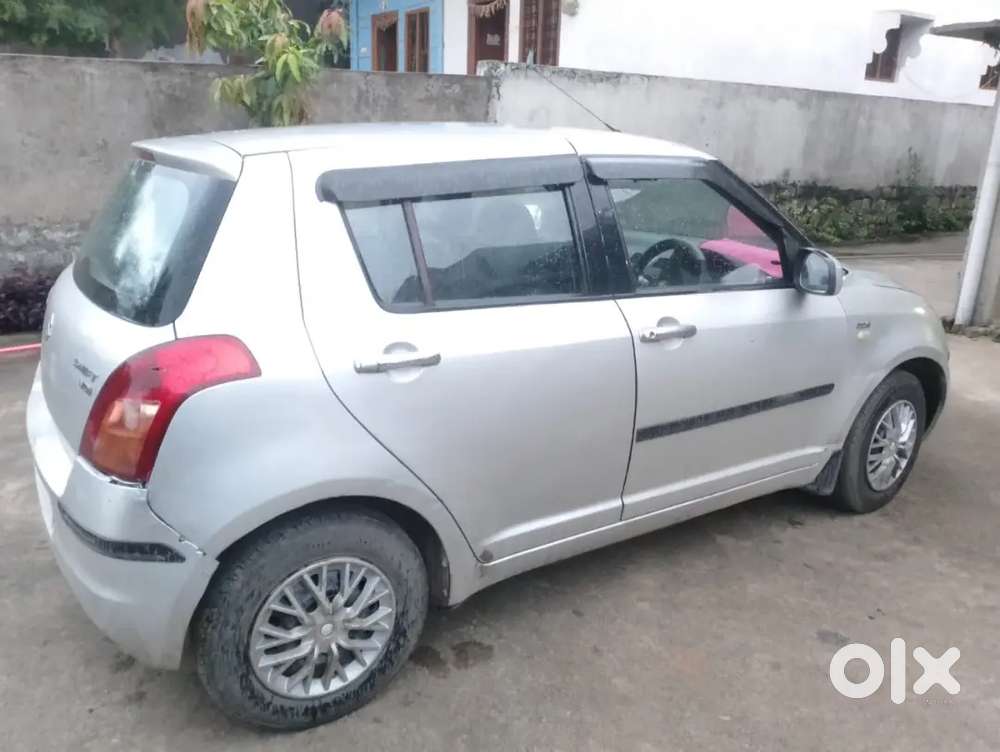 Maruti Suzuki Swift Vdi 2009 Diesel 200000 Km Driven
