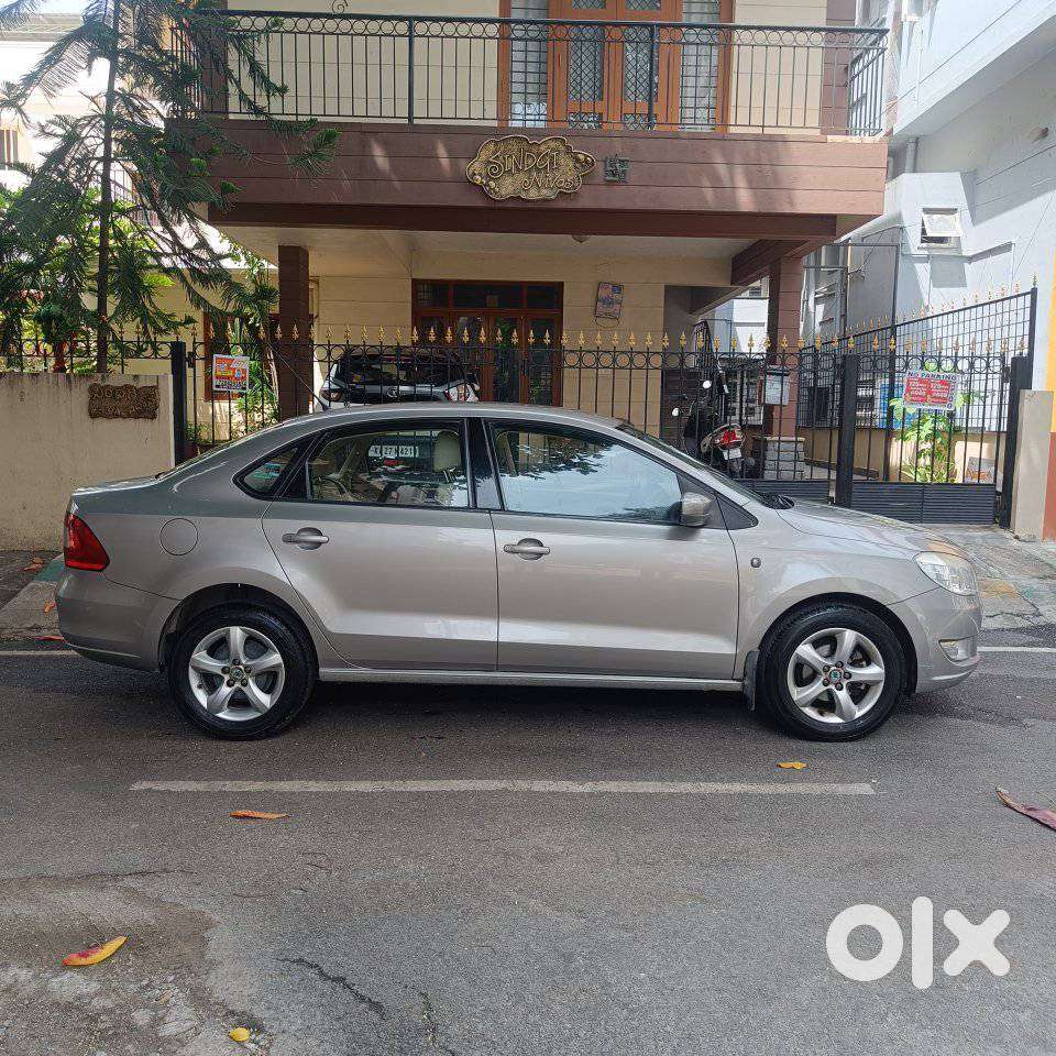 Skoda Rapid 1.6 Mpi Elegance, 2013, Diesel