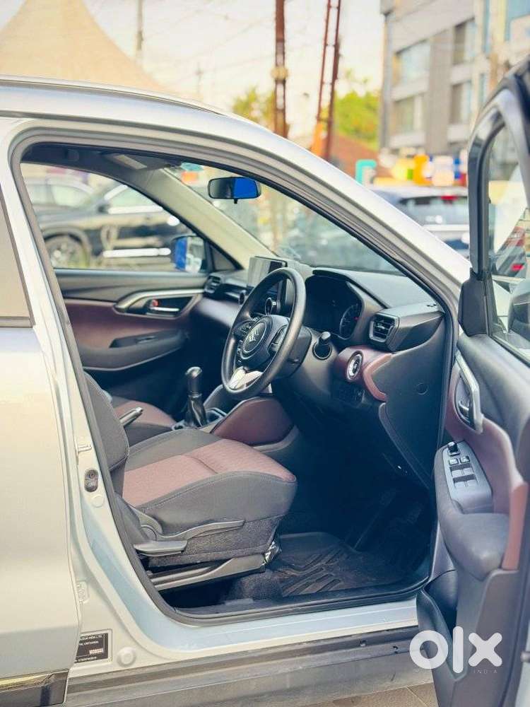 Maruti Suzuki Grand Vitara 1.5 Sigma Smart Hybrid, 2025, Petrol