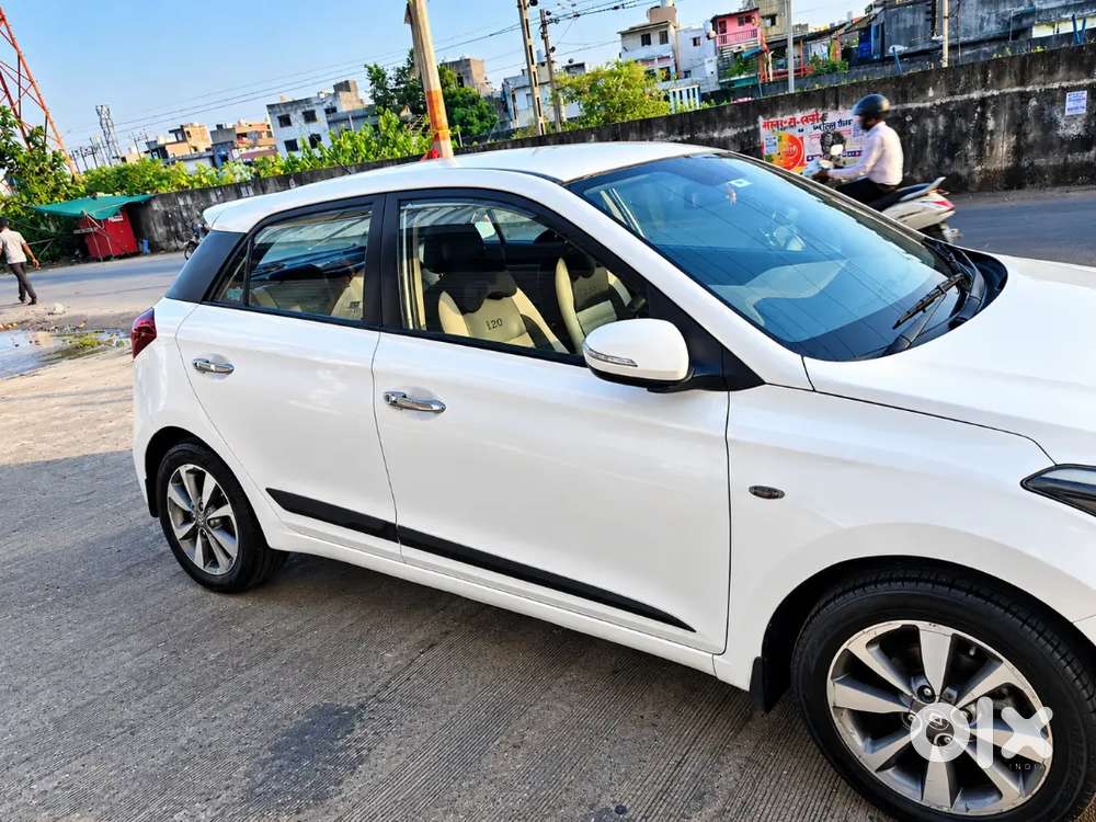 Hyundai I20 Asta July/2015 Model Cng And Petrol