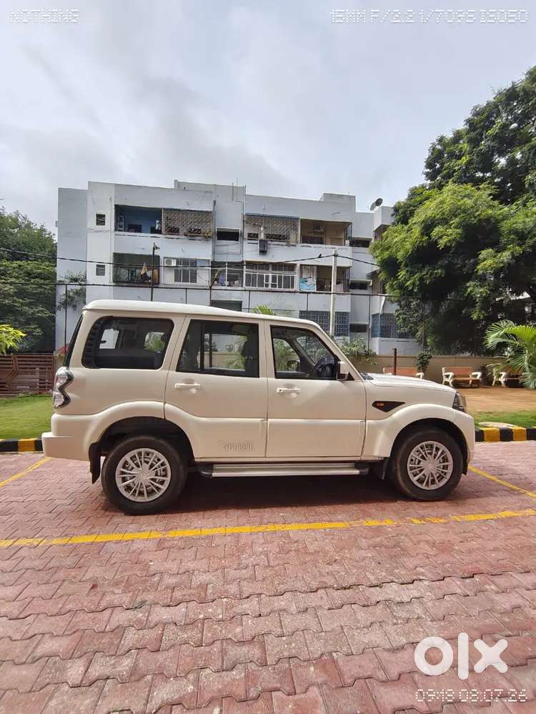Mahindra Scorpio Classic 2016