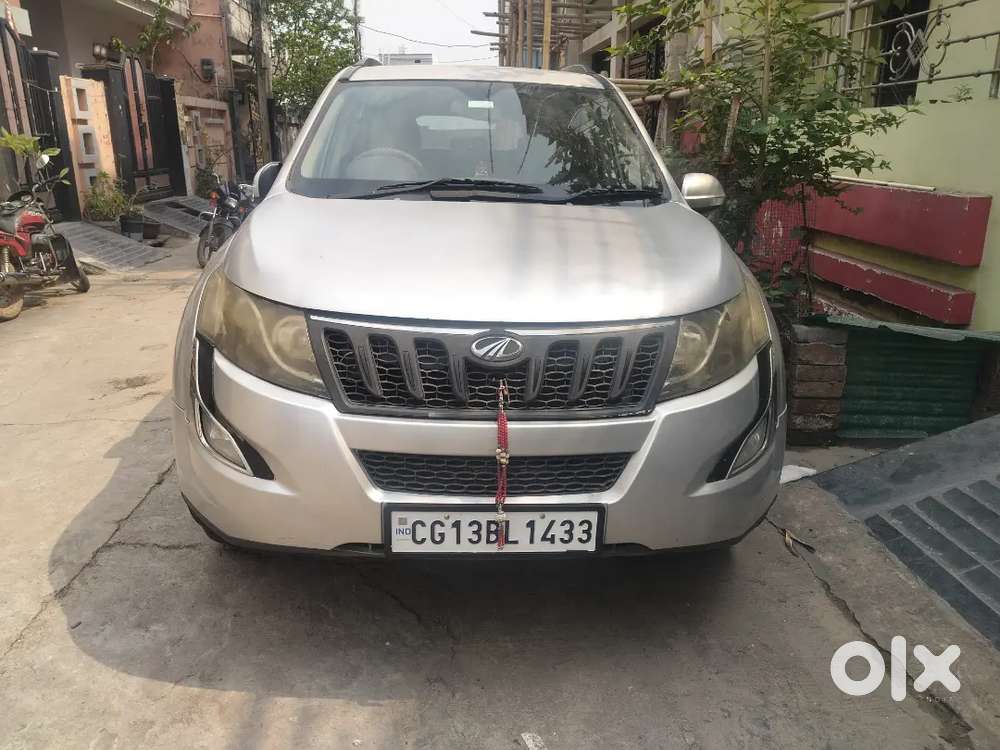 Mahindra Xuv500 2016 Diesel 180000 Km Driven