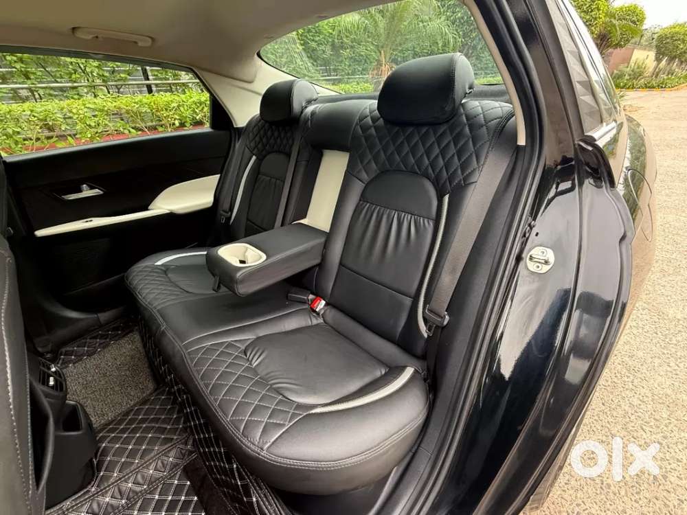 Hyundai Verna 1.5 Mpi Mt Sx (o), 2023, Petrol