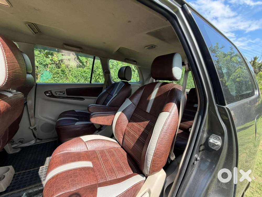Toyota Innova Diesel Manual 2nd Owner 2014